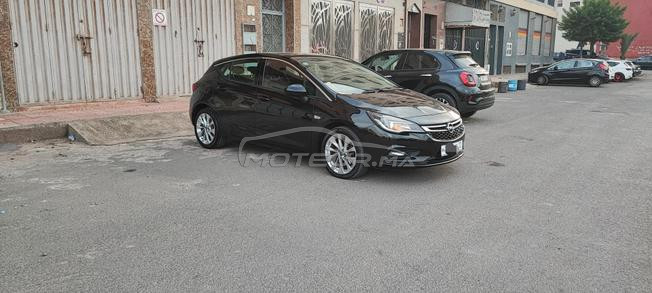 Opel Astra 2017 automatique tout options 
