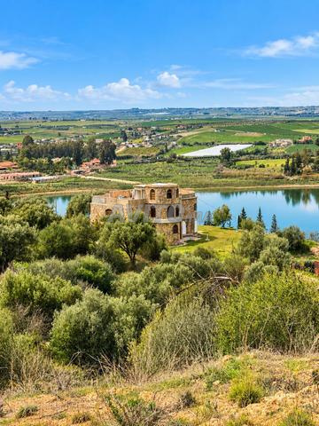 Ferme Titrée 9,5 Ha avec Villa – Lac Dayet Roumi
