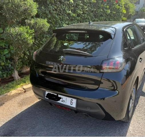 Peugeot 208 Diesel Manuelle 2022 à Casablanca