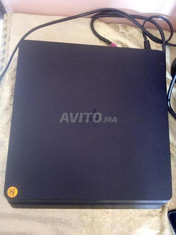 PS4 Slim fonctionne bien - 2