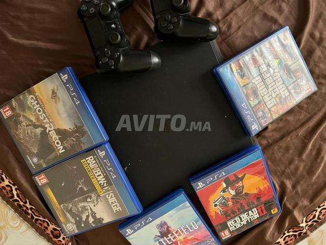 PS4 Slim 1TB en ligne avec 6 jeux CD (FIFA 25) - 2
