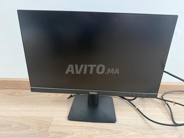 شاشة كمبيوتر Lenovo ThinkVision S22-4e بحالة جيدة جداً