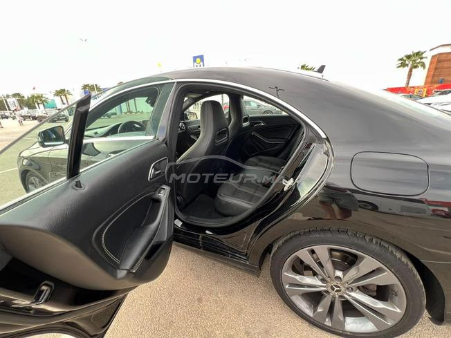 Mercedes-Benz CLA a vendre en très bonne état 