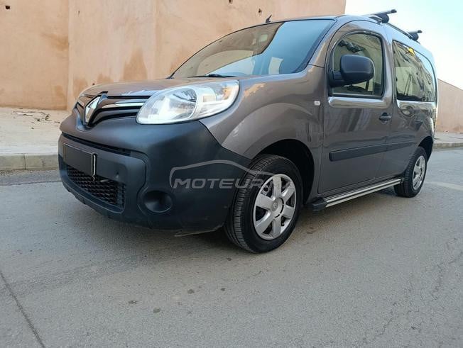 reunault congo 2017 diesel 3amra 6 porte 