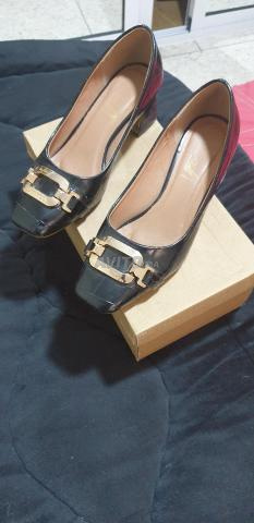 Chaussures pour femmes très propres - 2