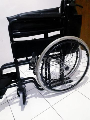 Fauteuil pour personnes à mobilité réduite - 2