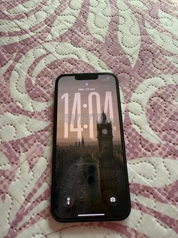 iPhone 13 état comme neuf - 2