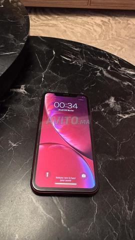 iPhone XR rouge - 2