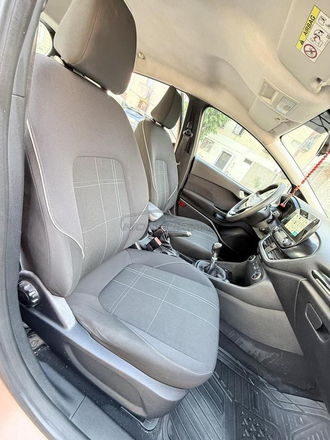 FORD FIESTA (Premier main)