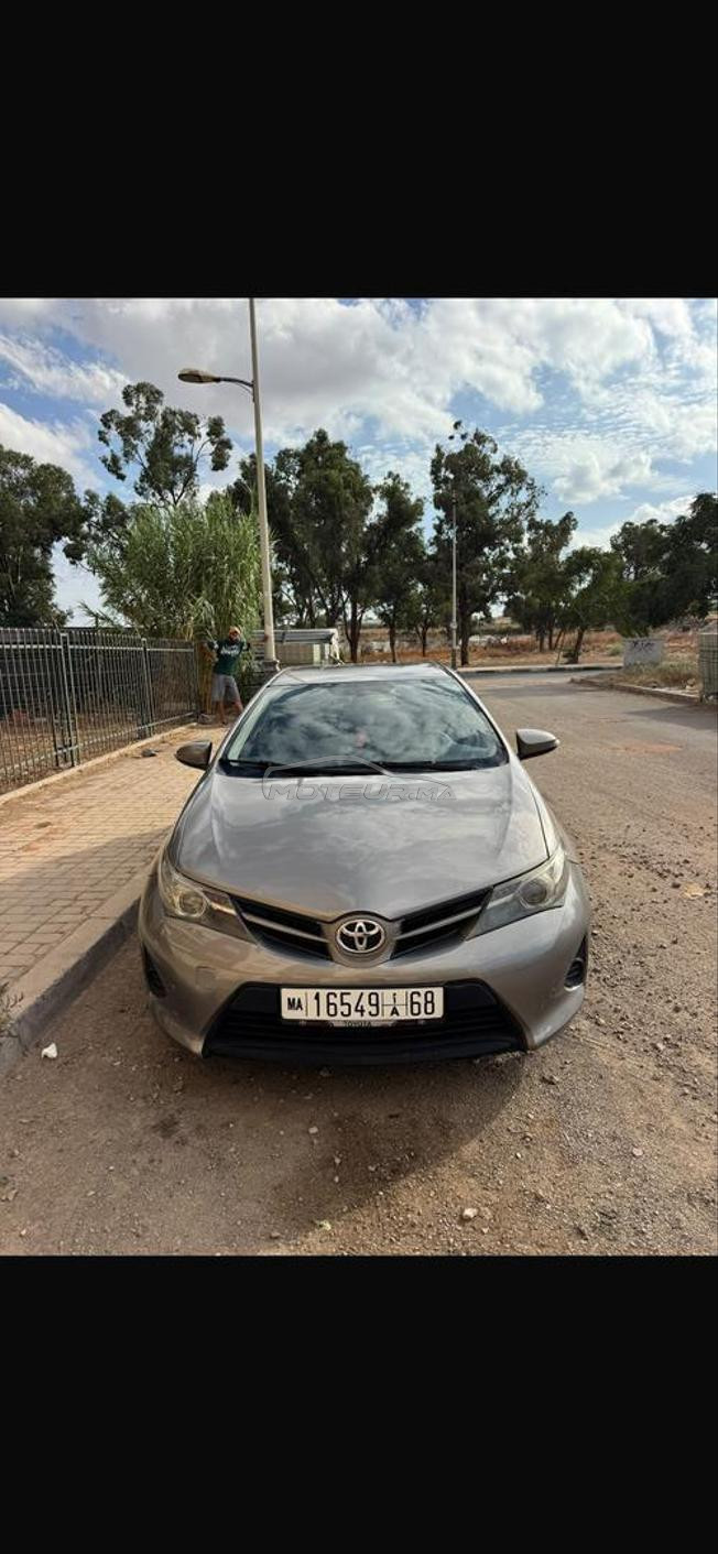 Toyota auris diesel 5ch