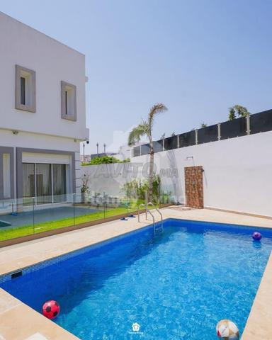 VILLA À VENDRE - 2