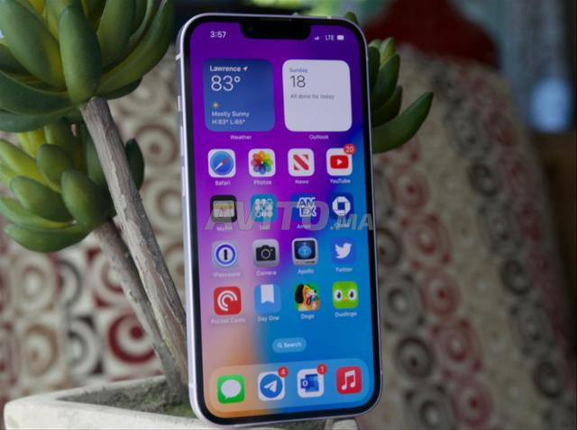 iPhone 14 PURPLE comme neuf FRANCE avec GARANTIE - 2