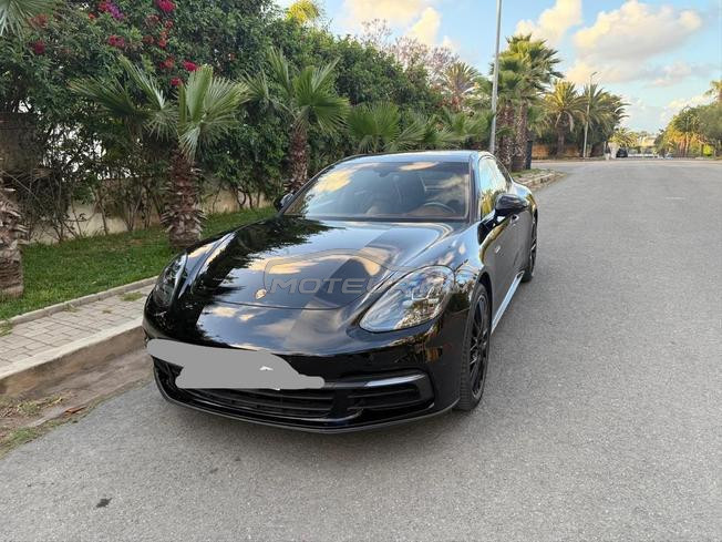 Porsche Panamera 4