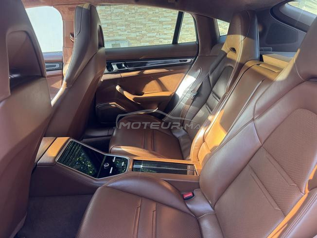 Porsche Panamera 4