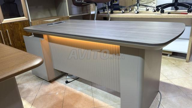 Votre Nouveau Bureau de Luxe Vous Attend - 2