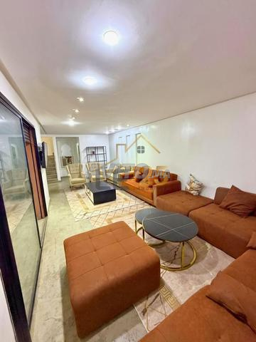 Duplex À Vendre Avec Cour Au Cœur De Guéliz - 2