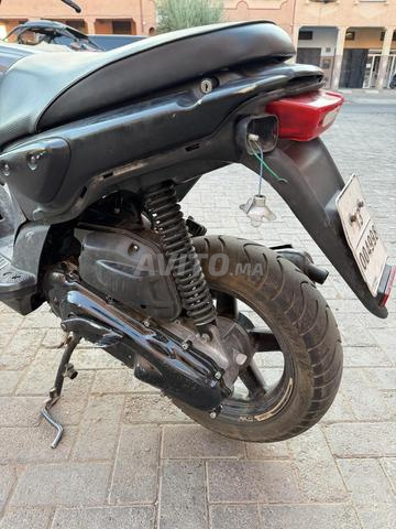 Stunt MBK Yamaha - 2