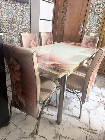 طاولة طعام جيدة - 2