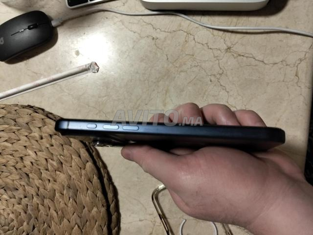 iPhone 17 Pro Max 256 Go double eSIM batterie 99% - 2