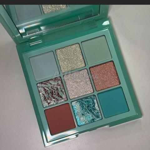 Palette de maquillage Huda Beauty originale liquidation - 2