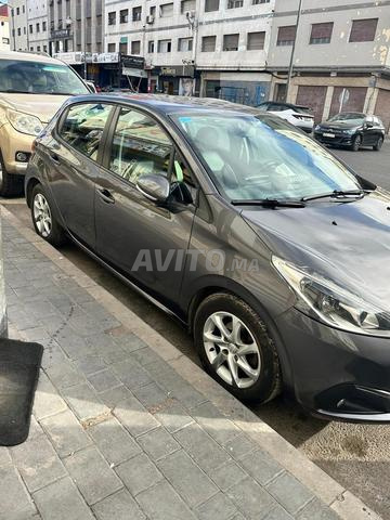 Vente Peugeot 208 Like toutes options - 2