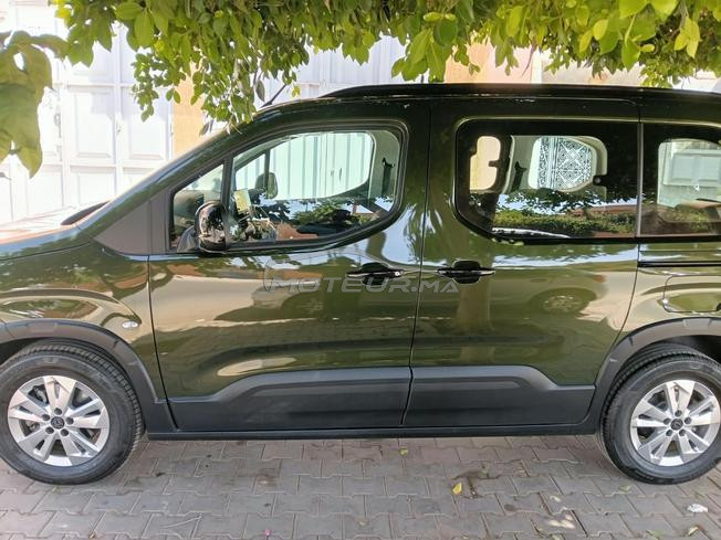 voiture Peugeot rifter modèle 2026