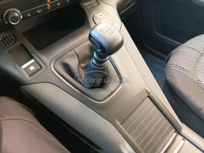 voiture Peugeot rifter modèle 2026