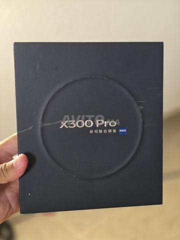 فيفو x300 برو