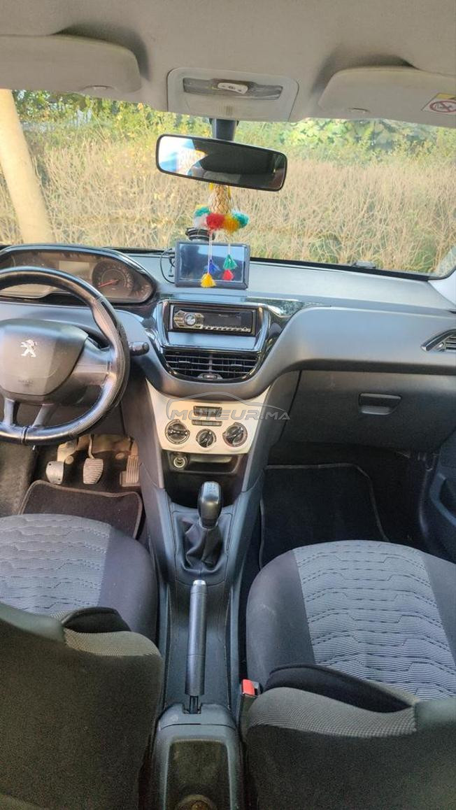 Peugeot 208 diesel à vendre 