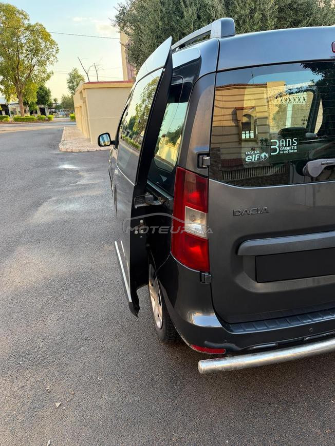 Dacia dekker model 2013 carte grise 6 portes 