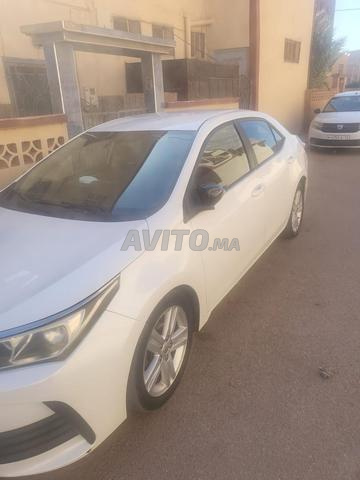 Toyota Corolla - 2