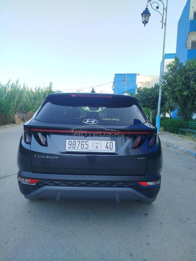 السيارة عامرة