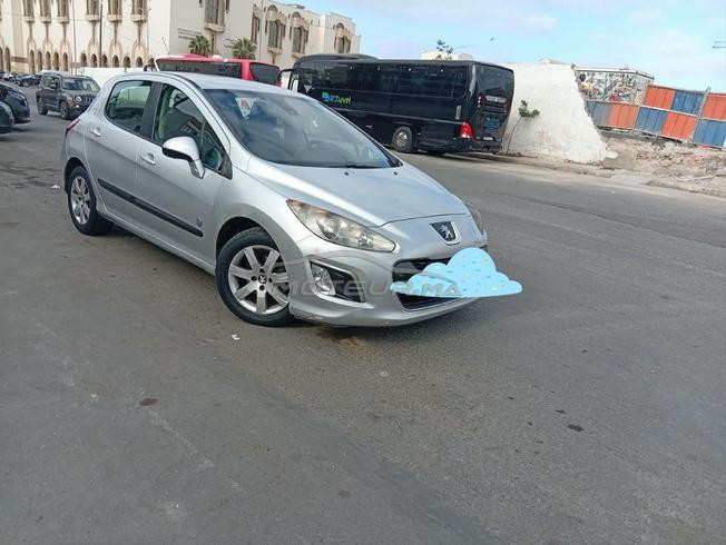 Peugeot 308 diesel 6cv comme neuf Casa