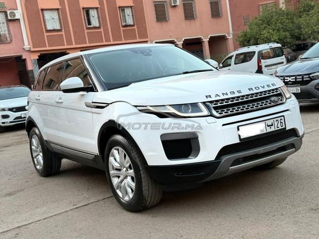Range rover évoque l3amra modèle 2017
