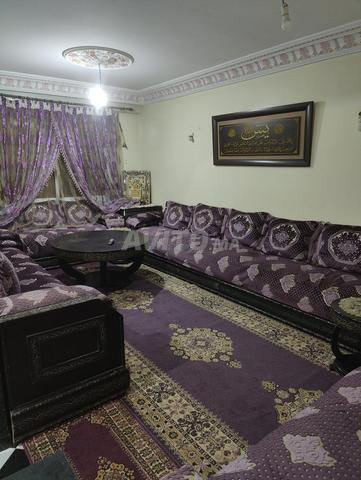 Appartement studio à louer à la journée à Deroua près de l'aéroport Mohammed V