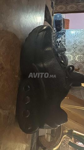 Chaussure neuve en très bon état de marque Nike - 2
