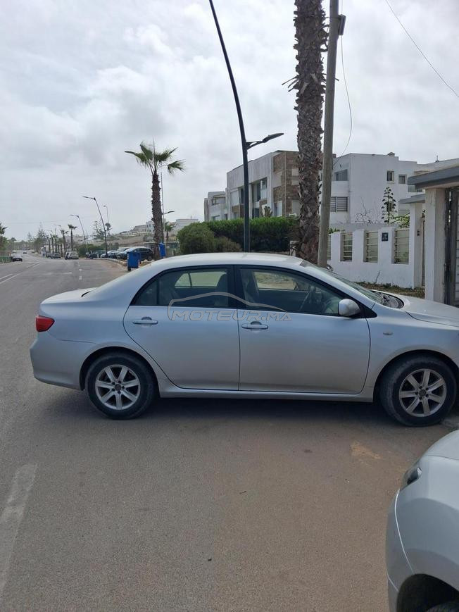 Voiture de marque toyota Millénium 