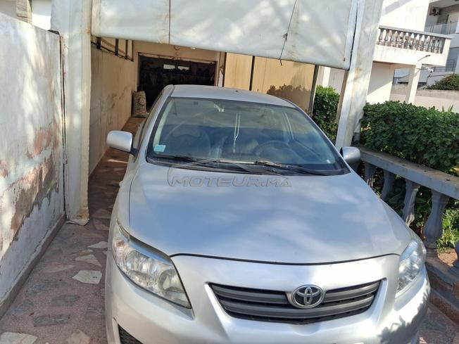 Voiture de marque toyota Millénium 