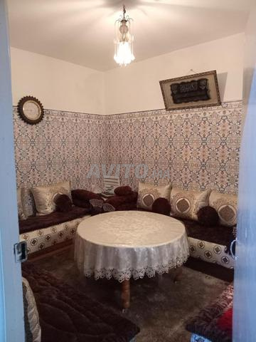 بيع منزل من ثلاث طوابق
