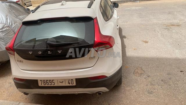 فولفو V40 للبيع بحالة جيدة - 2