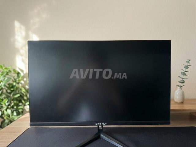 Écran xtrem lab 240hz full hd