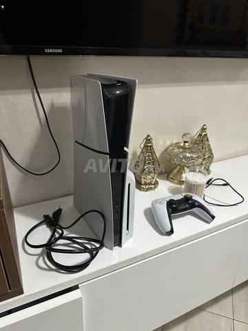 بلاي ستيشن 5 سليم ستاندرد نظيفة 10/10 - 2