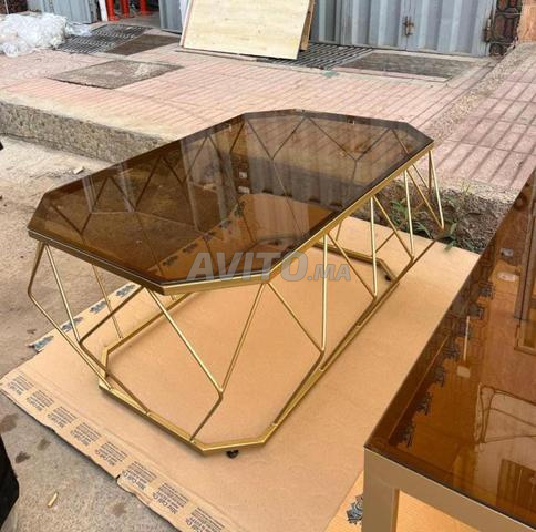 Table élégante en verre fin😍😍✨ - 2