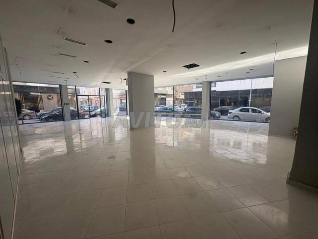 Local commercial à vendre 214m² à Maarif près de Twin Center - 2