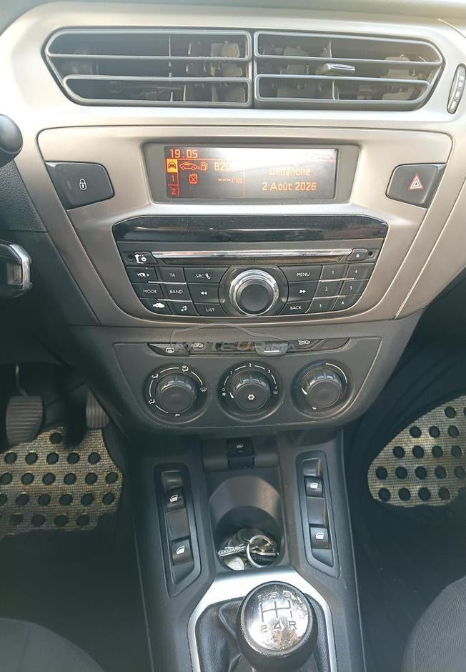 peugeot 301.  toute option
