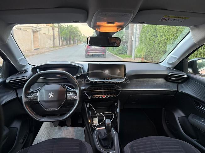 Peugeot 208 2023 tout option 