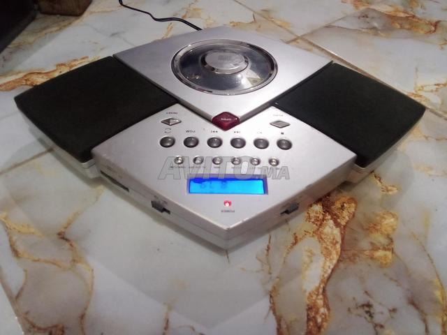 Radio FM et lecteur CD DVD - 2