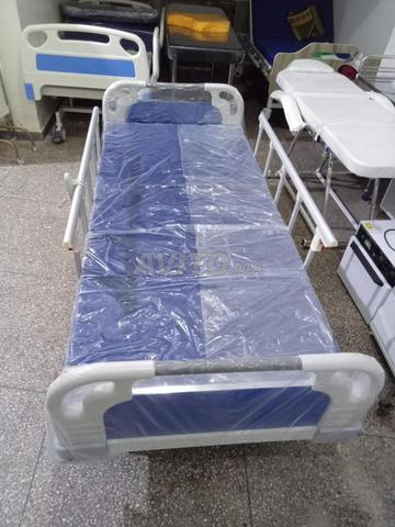 Lit médicalisé avec matelas livraison gratuite