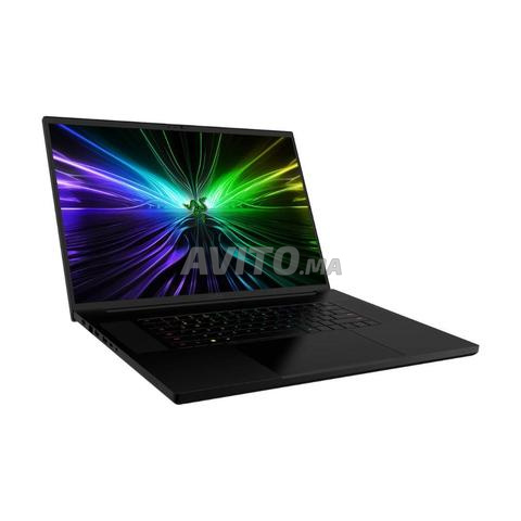 Razer Blade 18 i9-14900HX 32Go DDR5 1To RTX 4080