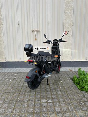 MOTO ÉLECTRIQUE PERFORMANCE 2000W U3 Emove - 2